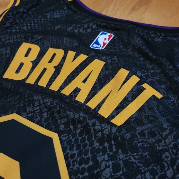 Kobe Bryant Black Mamba Jersey - Picture 8 of 11